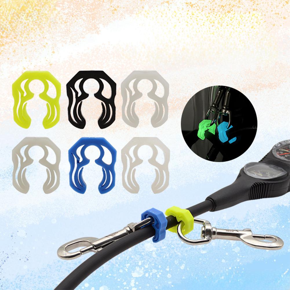 Scuba Diving Quick Release Pipe Clamp Pressure Gauges Hose Hanging Holder Second-stage Luminous Fixed Hook BCD Accessorie