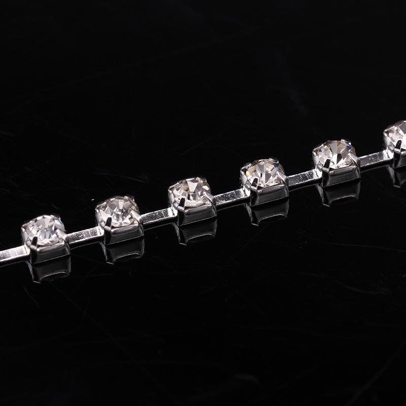 

2-6mm Iridescent White Rhinestone Chain for DIY Jewelry & Phone Case Decoration 2mm 0.9m