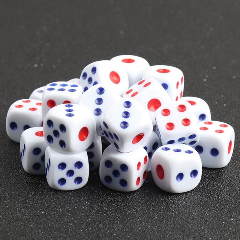 10-40 Stück/Packung Würfel 10mm Größe Sechsseitige Rote Blaue Punkte Würfel Klassische Weiße Hintergrund Würfel Geeignet für Bar KTV Party Spiel Requisite ZYF