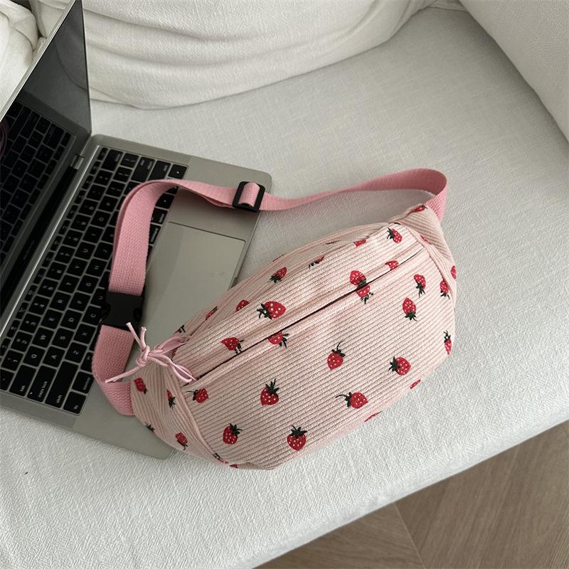 Breast Bag Women's 2025 Fashion Small Fresh Casual Versatile Large Capacity Strawberry Printing Single Shoulder Oblique Span Bag