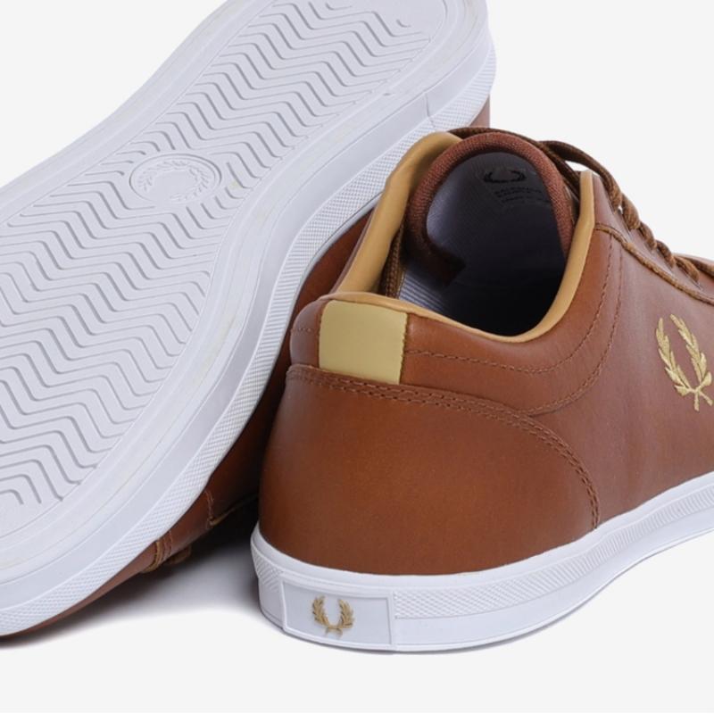 Fred Perry Men S Leather SneakerS baSeline Leather Sfpm2314330 C55