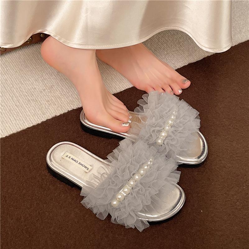 Mesh pearl one-word slippers women's summer new versatile skirt soft-soled casual cool slippers