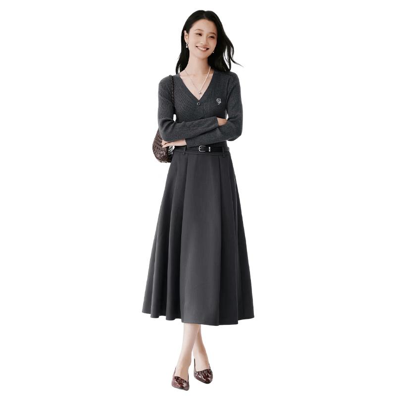 

Xiangying V-Neck Faux Two-Piece Knitted Patchwork Dress L