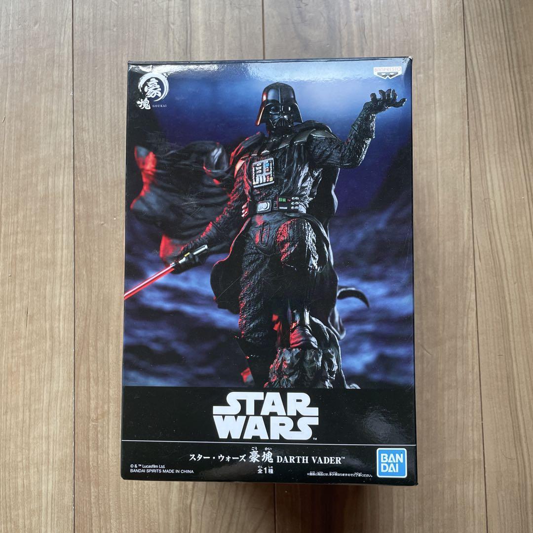 

[USED] Star Wars Darth Vader Figure