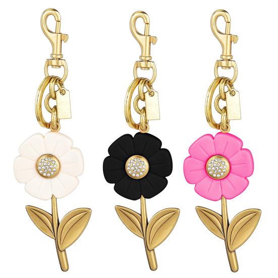 Keychain Pendant Sparkling Rhinestones Inlaid Flower Shape Key Chain with Lobster Clasp Hanging Design Keyring Backpack Accessory