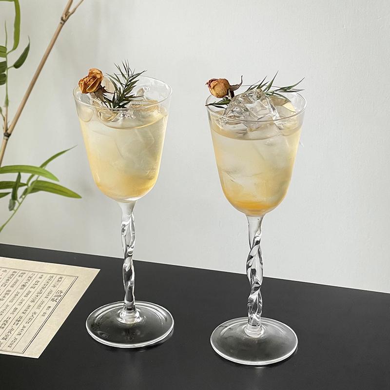 Niche Retro Stemware: High-End Tipsy Cocktail, Wine & Champagne Glass Set