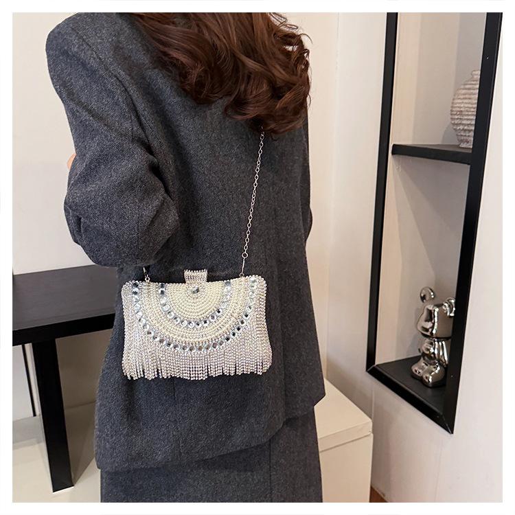 Rhinestones Tassel Clutch Diamonds Beaded Metal Evening Bags Chain Shoulder Messenger Purse Evening Bags for Wedding Bag