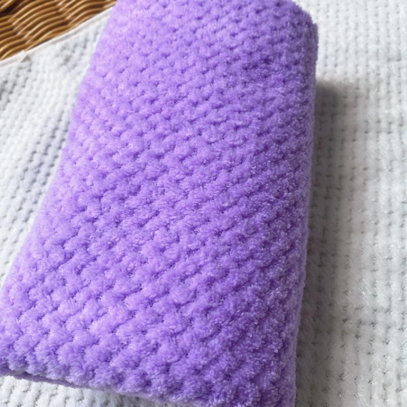 Non-shedding Absorbent Unisex Coral Fleece Bath Towel - Large, Quick-drying, Thickened Pineapple Grid Wrap