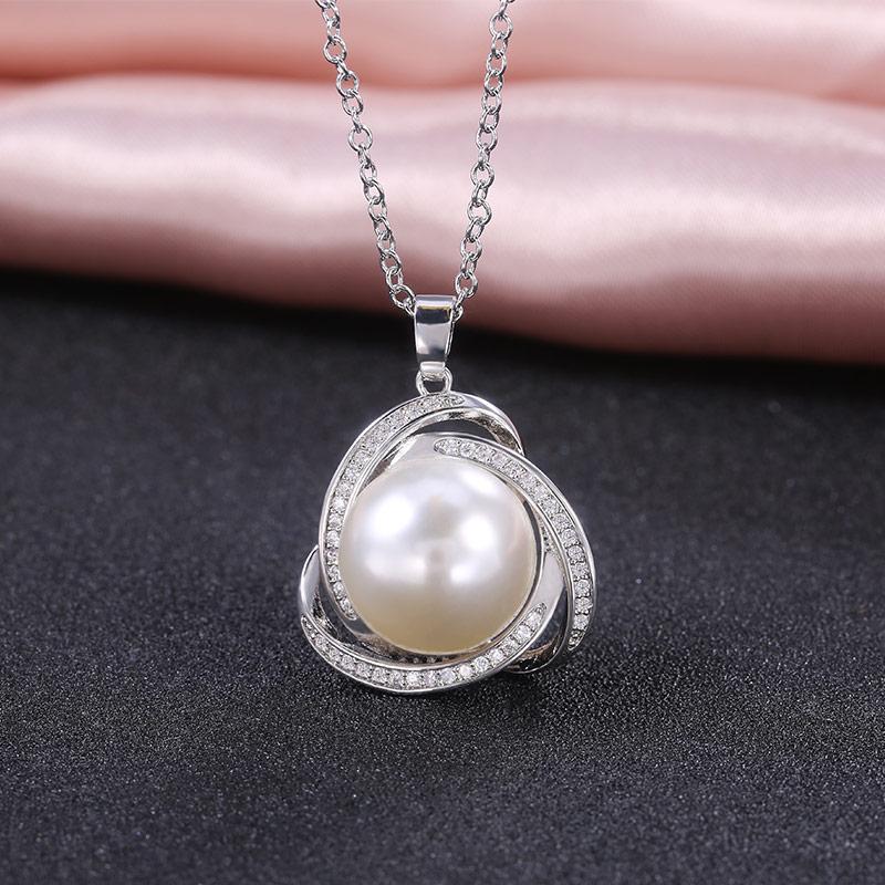 Huitan Classic Triangle Inlaid Round Imitation Pearl Pendant Women Necklace for Engagement Wedding Ceremony Fashion Necklace