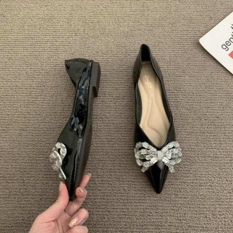 Fashion Flat Shoes for Women 2025 Spring and Autumn Diamond Butterfly New Pointed Shallow Mouth Plus Size Women's Shoes Ladies