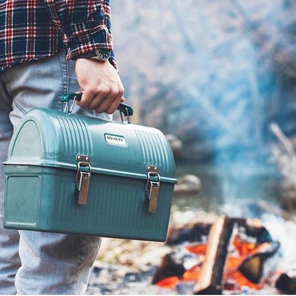 Stanley Classic Lunch Box Large Lunch Box Fits and Thermoses Easy to Carry and Durable 10-Quart – – Meals, Containers, –