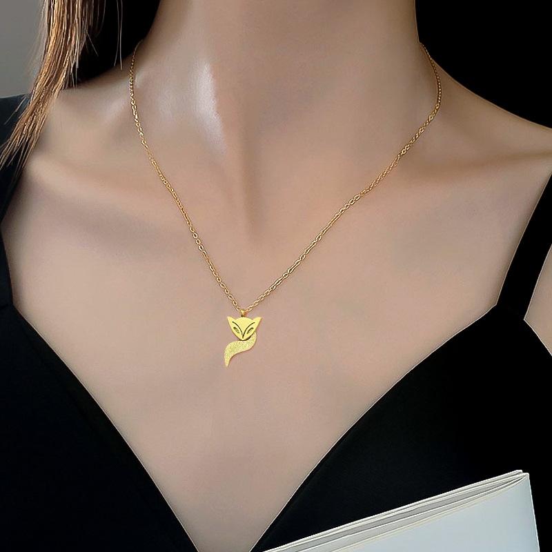 Titanium Steel Fox Minimalist Style Couple Furnace Real Gold Necklace Female Collarbone Chain With Jewelry