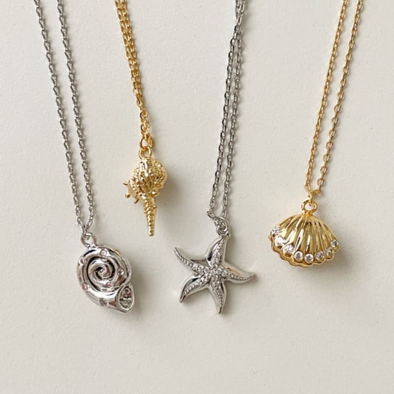ELYONA ELA 21 Starfish Star Necklace