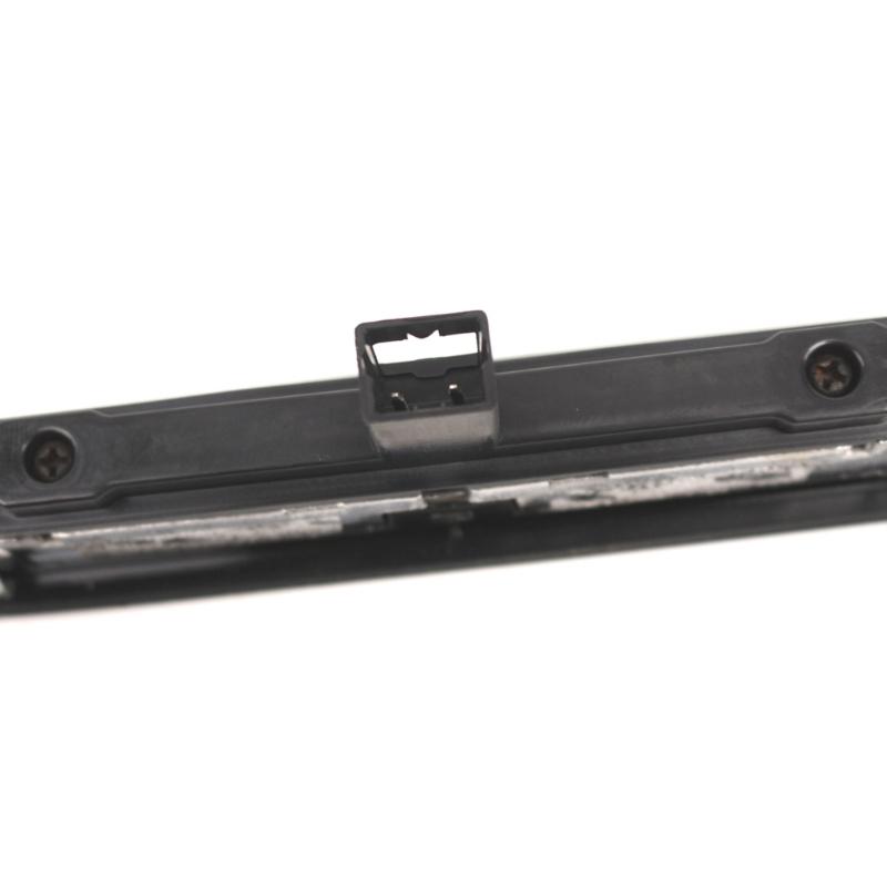 3rd Brake Light Lamp Replacement High Mount LED Tail Rear Brake Light for Punto 12-18 Auto Accessory 51974522 51722247