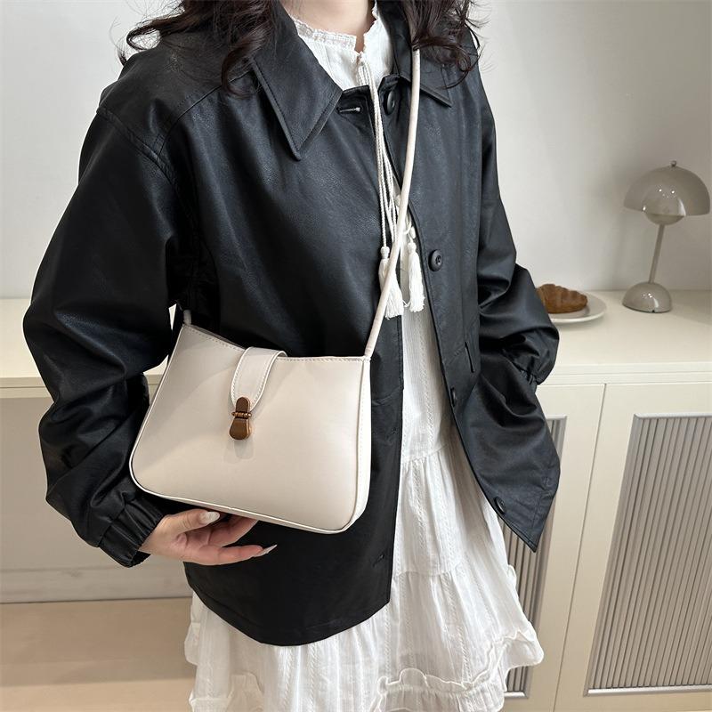 Niche retro underarm bag for women  new fashion small square bag versatile single shoulder messenger bag for women