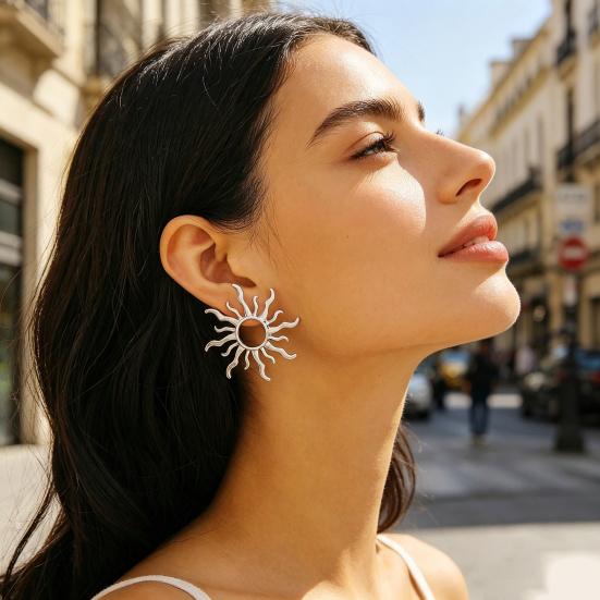 1 Pair Exaggerated Stud Earrings for Women, Sunflower Shape Zinc Alloy Ear Studs, Retro Style Lightweight Earrings for Jewelry