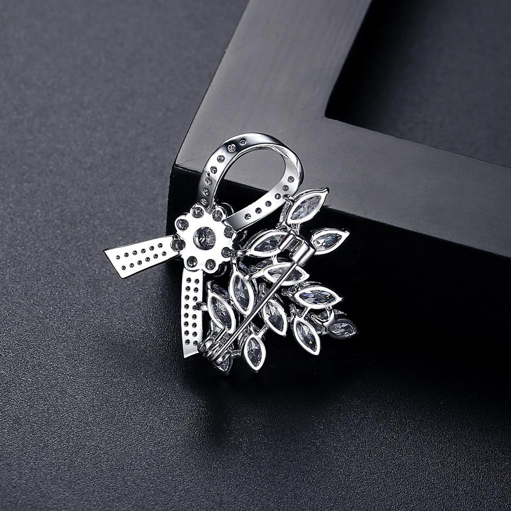 Luxury Exquisite Flower Design Bridal Breastpin Wedding Clothes Jewelry Women Fashion Bling Noble Zircon Bloom Lapel Pins Brooch