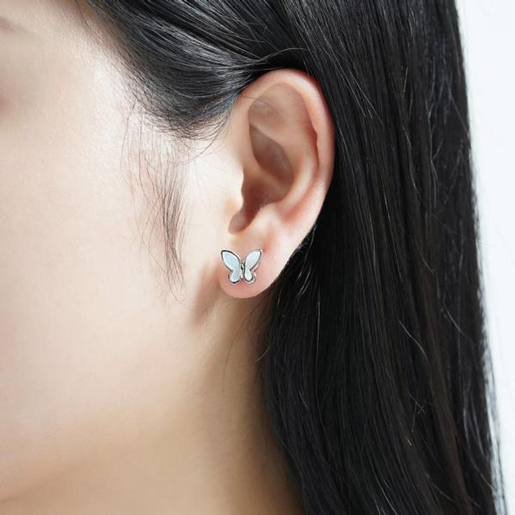 [Dreaming Fly] Aurora Mother-of-Pearl Butterfly Earrings OTE122306MWI