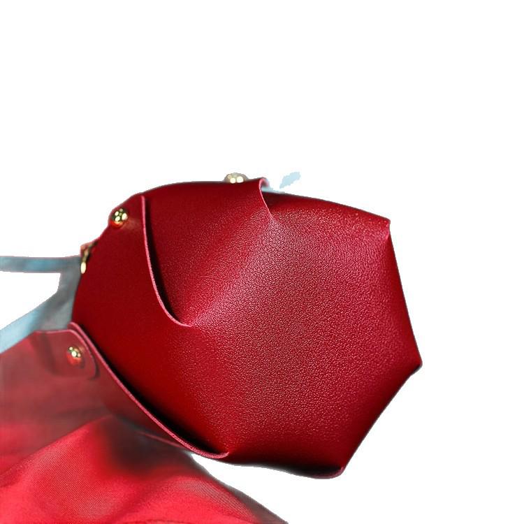 Creative Christmas Eve Apple Candy Gift Box: Small Decorative Packaging