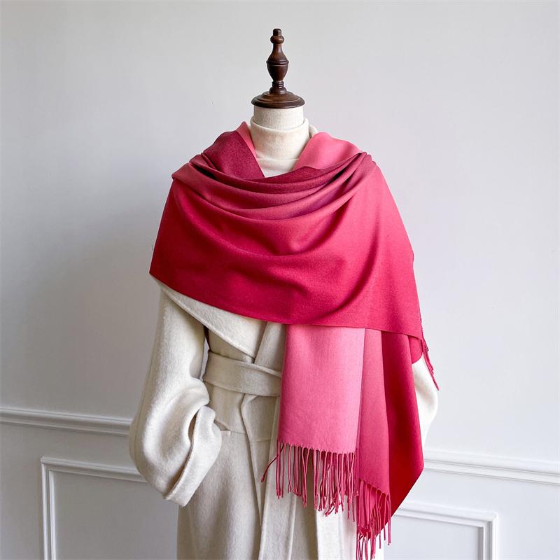 Luxury Winter Cashmere Scarf Women Gradient Handkerchief Warm Pashmina Female Shawl Wrap Soft Pareo Bufanda Winter Hijabs Stole