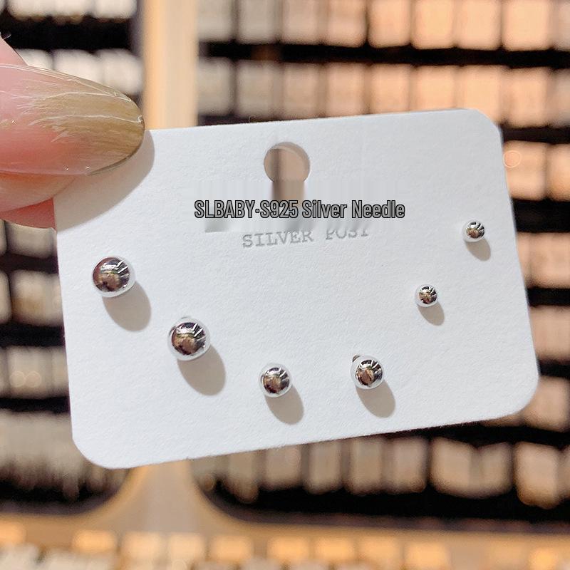 

Stylish Silver Needle Mini Bean Stud Earrings: Three-Piece Multipiercing Set