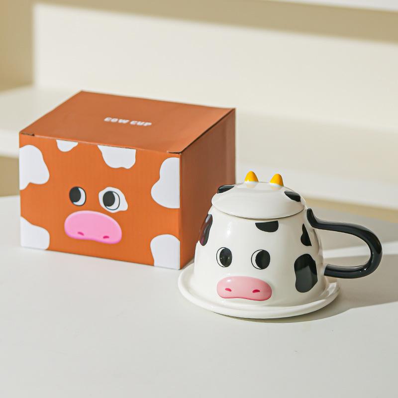 Kreativní Roztomilý Kreslený Třírozměrný Pár Kráv Hrnek na Vodu Keramický Hrnek s Víčkem Panenka Roztomilý Mazlíček Hrnček Hrnek na Kávu