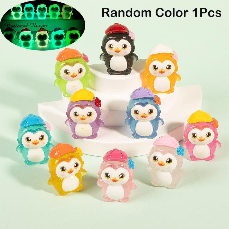 1Pcs Creative Luminous Penguin Miniature Figurines Cute Diy Home Decoration Cartoon Penguin Desktop Small Ornaments Gifts