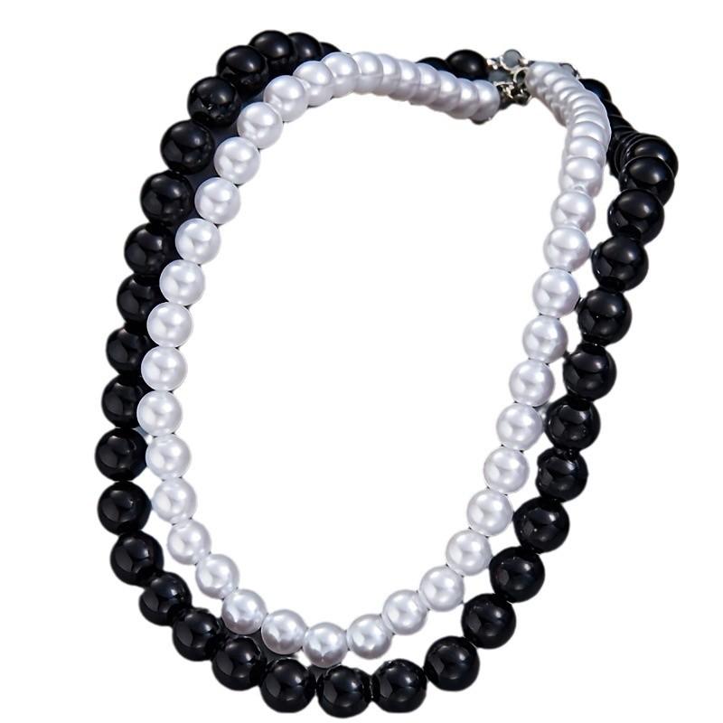 Cold Wind Black and White Pearl Magnetic Buckle Collarbone Chain Personalized Fashion Simple Necklace, Geometric Sweet and Cool Wind