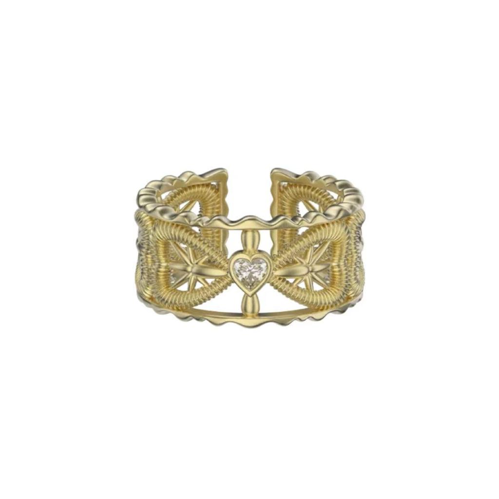 Gold necklace female French retro exquisite niche design stacked wearing love collarbone chain commuting versatile