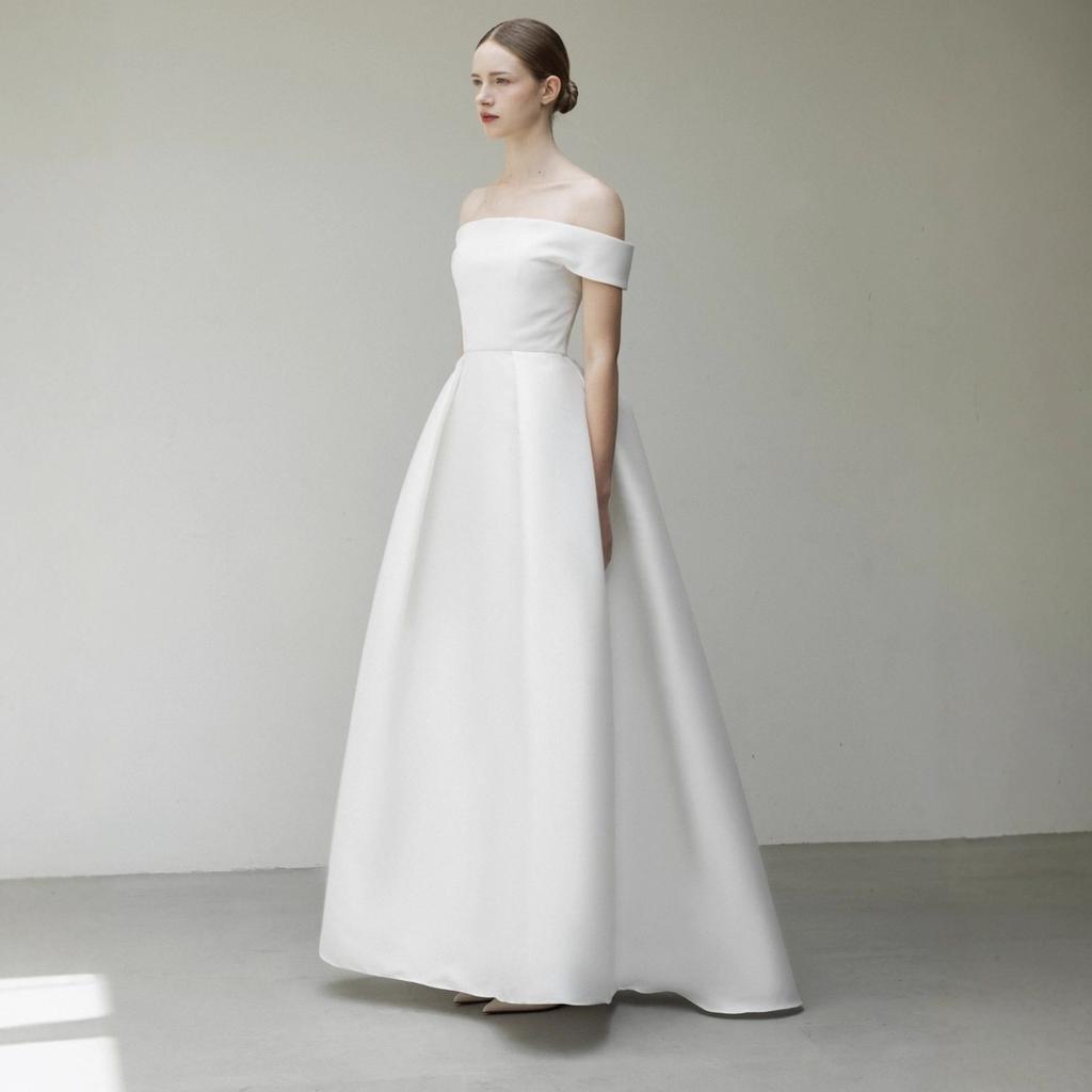 Korean Version of One-word Shoulder Light Wedding Dress 1011 New Temperament Long French Simple Bride Welcome Satin Wedding Dress