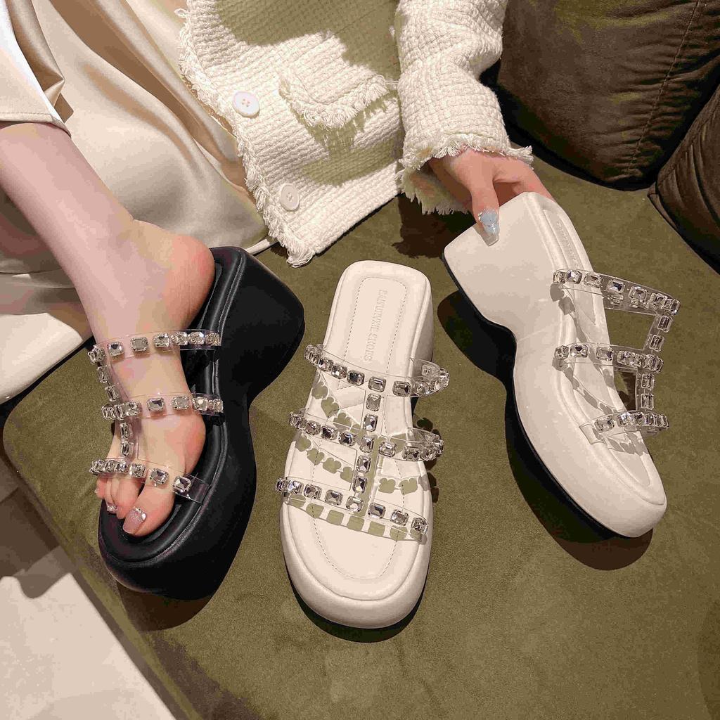 Thick-bottomed rhinestone transparent cool slippers for women to wear new summer muffin versatile casual one-word drag