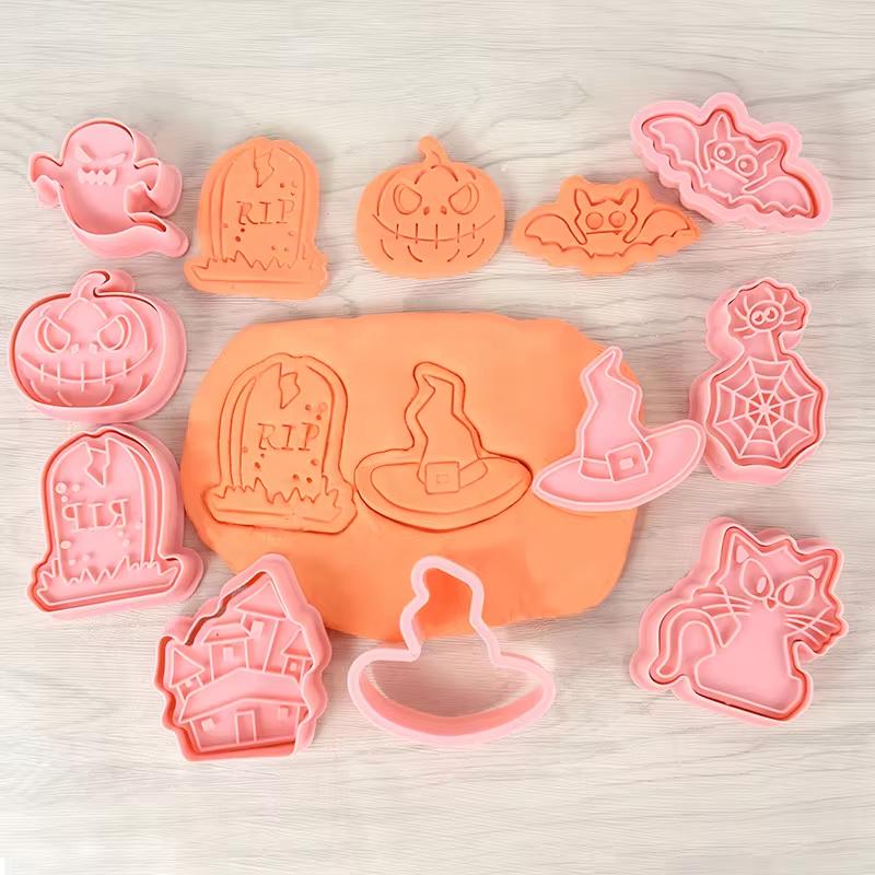 8Pcs/set Halloween Cookie Cutters Pumpkin Ghost Witch Biscuit Mold Cookie Stamps Baking Mold DIY Kitchen Baking Tools