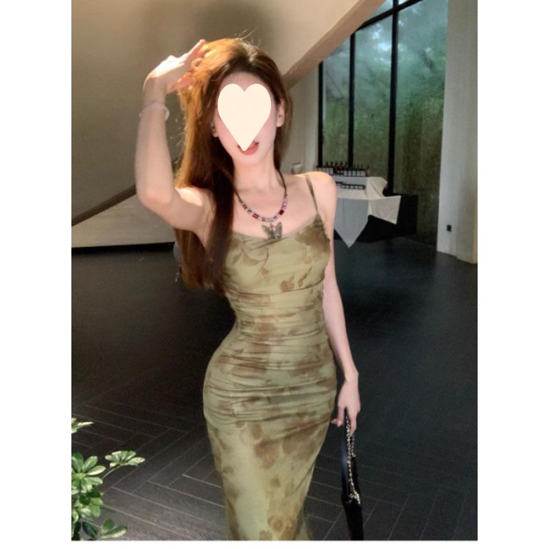 

Summer Wizard of Oz design sense niche print Monet garden dark moss green retro suspender dress long dress S