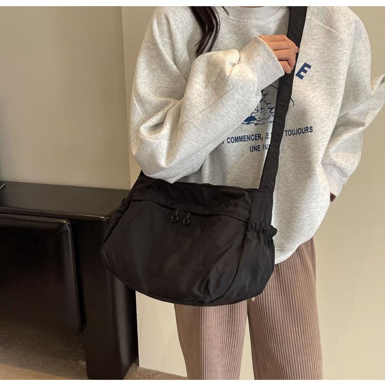 Nylonväska Messenger Bag Crossbody Bag Axelväska