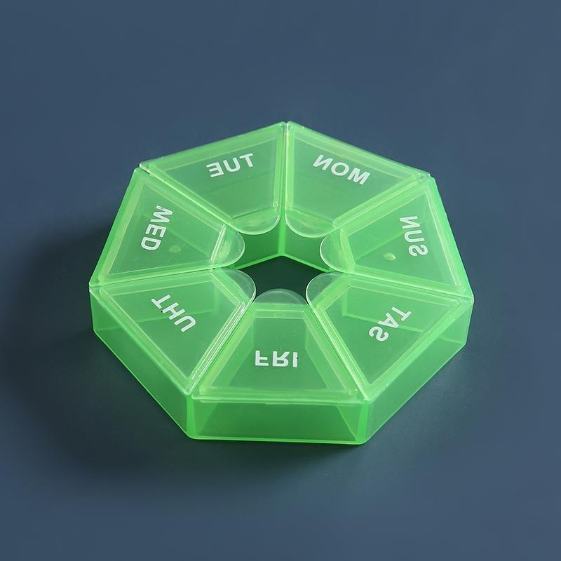 1pc Carry-On Portable One Week Large Capacity Pill Box Dustproof Dispenser Seven Days A Week Transparent Pill Organizers
