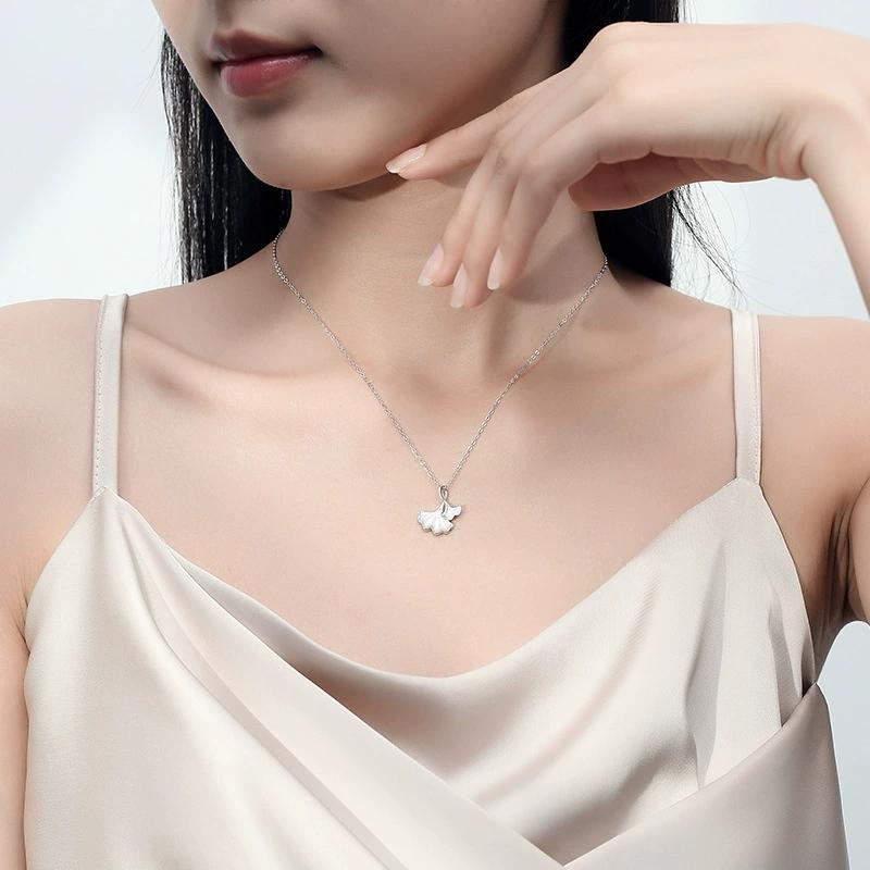 FY-N001392B 925 Silver 'Three Women's Forest Style Leaf Collarbone Chain Niche Light Luxury High-end Feel