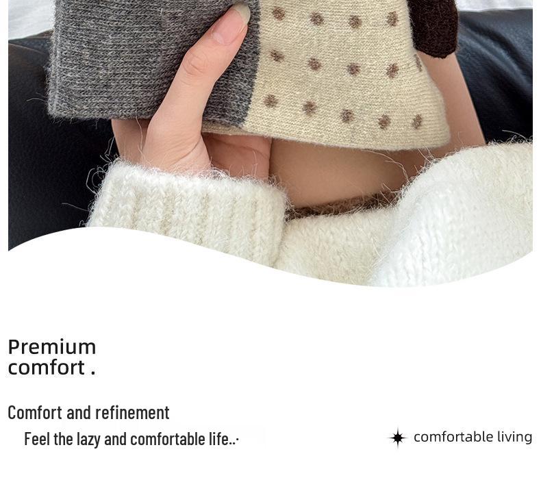 Women's Retro Polka Dot Mid-Calf Cashmere Socks - Warm & Thickened for Autumn/Winter