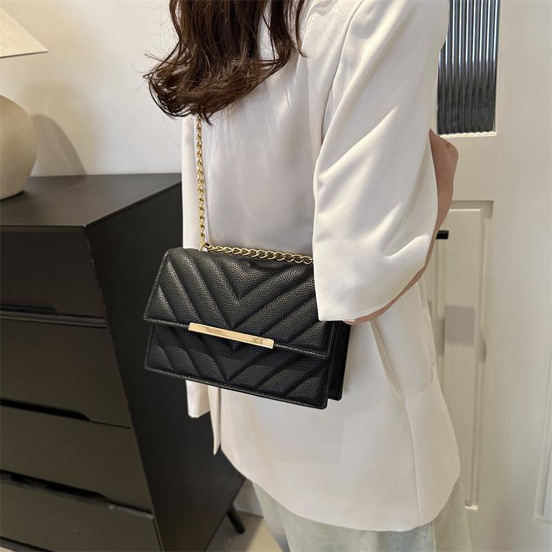 2024 Spring New Small Shoulder Bag Casual Commuter Crossbody Bag Fashion Simple Square Bag
