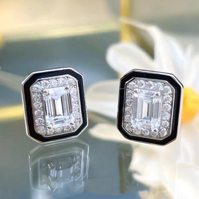 Chic Geometric Square Stud Earrings for Women Elegant Black Border and Sparkling Stone Earrings for Daily and Formal Occasions