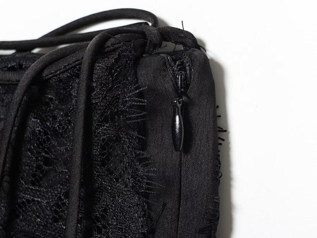 2025 Autumn European Women's Black Lace Satin Skirt