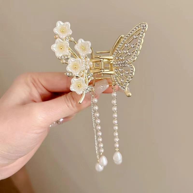Glitter Shark Grip Clips Korean Style Sweety Romantic Hair Claws Butterfly Shape Girls Pearl Tassel Metal Jewelry Hair Accessory