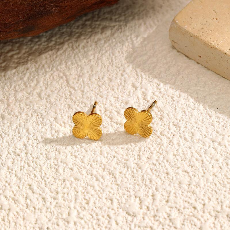 ins Stylish Simple Clover Titanium Steel Stud Earrings Light Luxury Premium 111 Stainless Steel Earrings 18k Gold Earrings