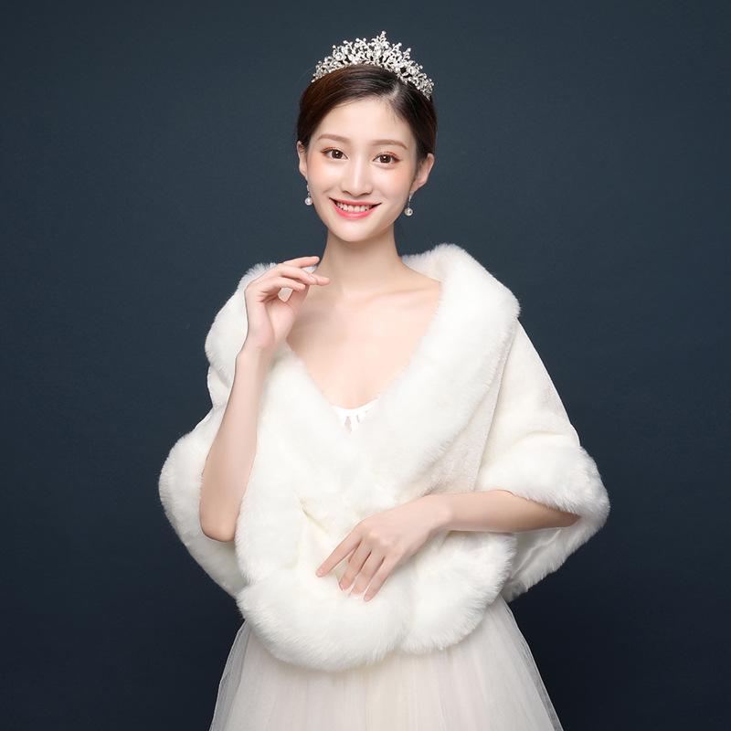 Korean Wedding Fur Shawl: Autumn/Winter Bridal Cape, Fashionable and Warm In White or Red