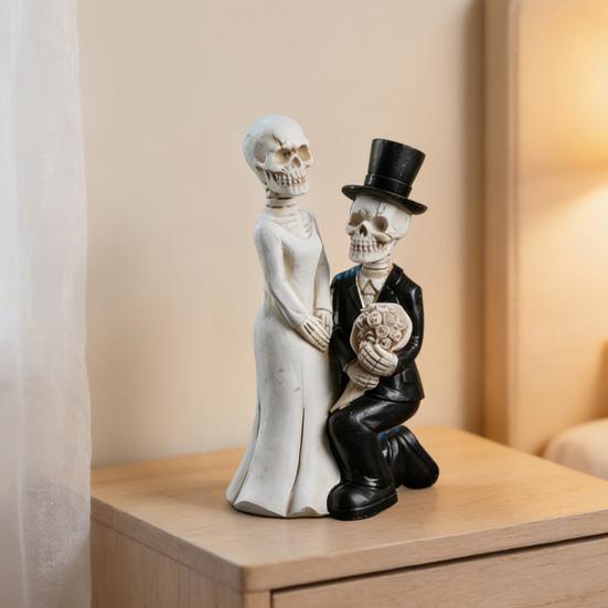 Skeleton Bride And Groom Figurine Gothic Resin Skull Wedding Couple Statue Gothic Desktop Sculpture for Day of The Dead Home Decor