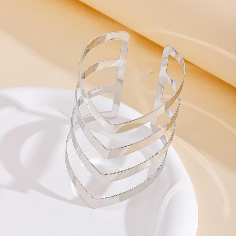 

Полная опека ювелирные изделия преувеличенный сплав волна браслет личность улица хлопающий браслет нишевые ручные украшения для женщин