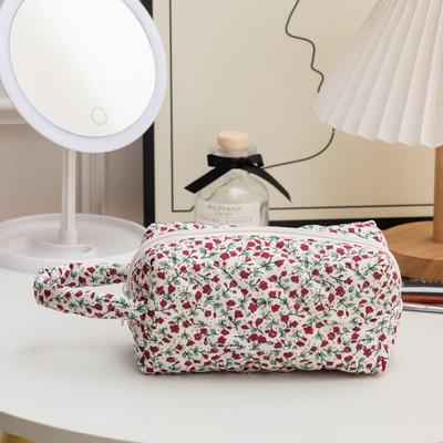 3Pcs Floral Travel Makeup Pouch Cotton Quilted Makeup Organizer Storage Bag Large Capacity Skincare Bag with Zipper for Women