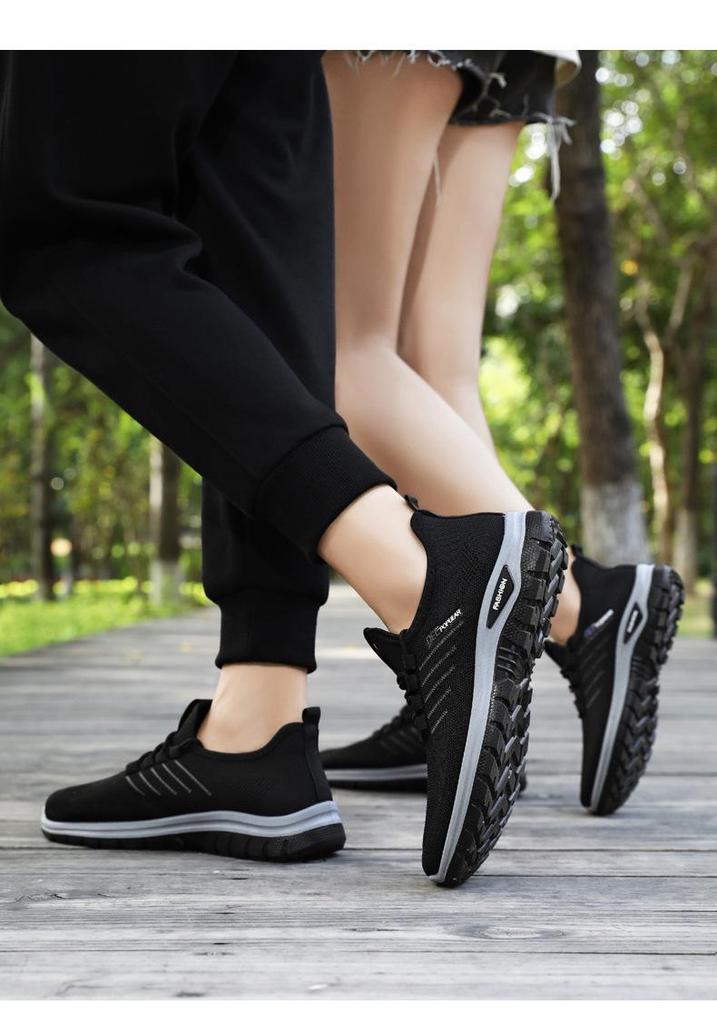 Women's Plus Size Flyknit Breathable Casual Shoes, Versatile and Lightweight with Soft Sole, Low Cut for Everyday Wear.