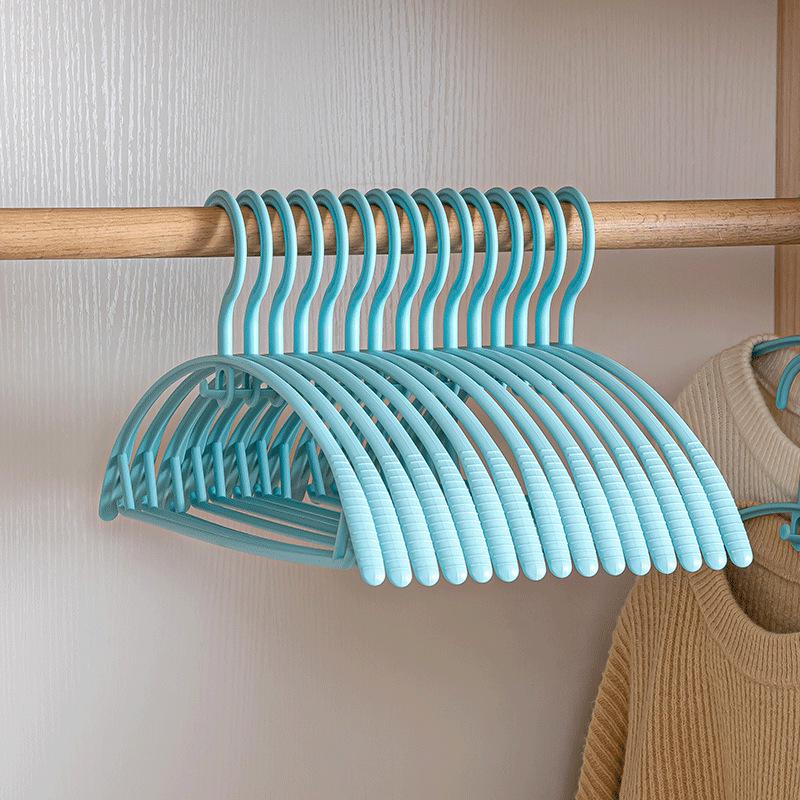 Japanese-Style Non-Slip Thickened Plastic Clothes Hanger for Dormitory, Balcony, or Wardrobe.