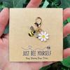 10 Stück Sei einfach du selbst Positives Aufmunterungs-Geschenkset, Enthält 10 Aufmunterungskarten und 10 Bienen-Schlüsselanhänger. Süßes Freundschaftsgeschenk