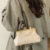 New Vintage Handbag Shell Lock Bags Chic Women's Purse Handmade Lay Bags Stylish Retro Women's Handbags Chain Crossbody Bags